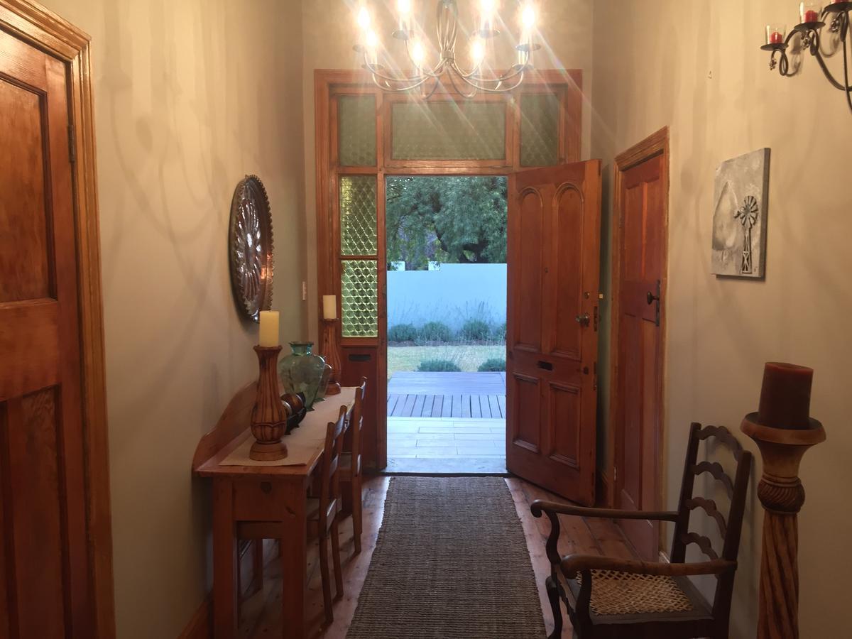 Tranquil House B&B @ 1 College Ave 퀸스타운 외부 사진