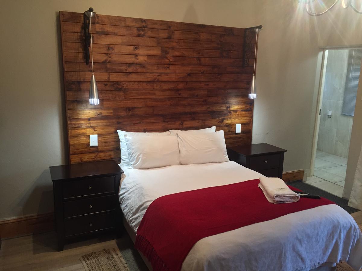 Tranquil House B&B @ 1 College Ave 퀸스타운 외부 사진